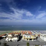 Otel Grand Royal Viareggio