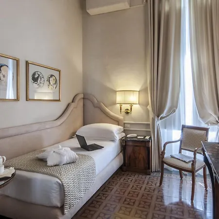 Hotel Grand Royal 4*
