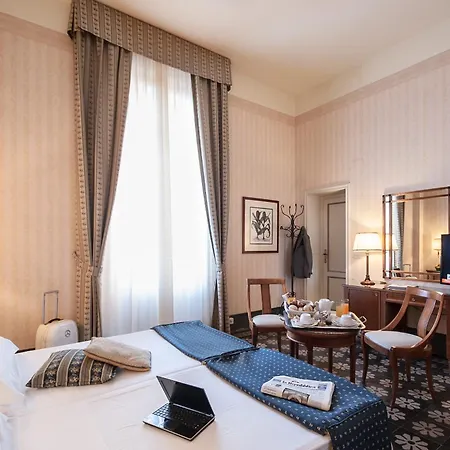 Hotel Grand Royal 4*