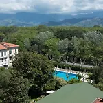 Grand Royal Hotel 4*