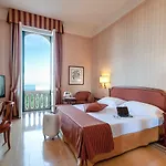 Grand Royal 4*