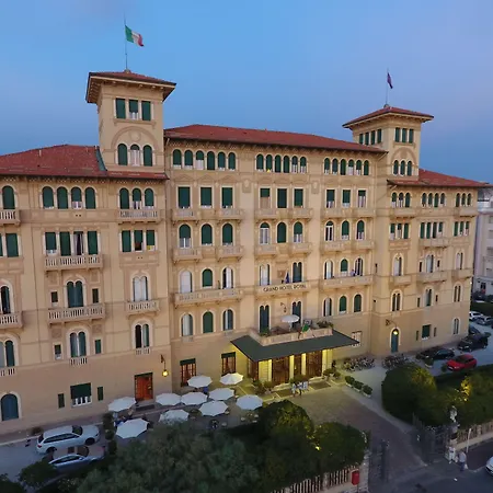 Grand Royal Готель В'яреджо