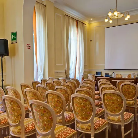 Grand Royal Hotel 4*