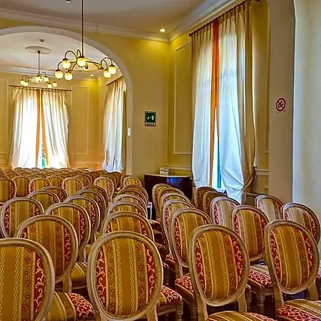 Grand Royal 4*
