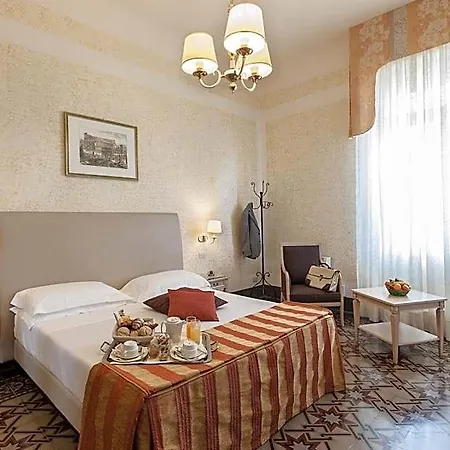 Grand Royal 4*
