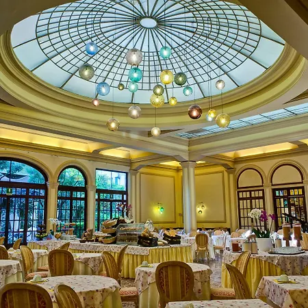 Grand Royal מלון וירג'יו