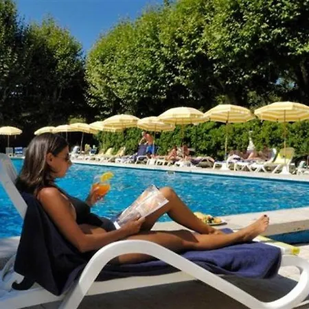 Grand Royal Готель 4*