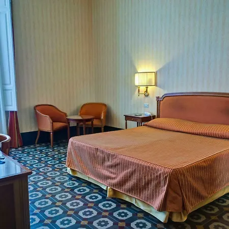 Готель Grand Royal 4*