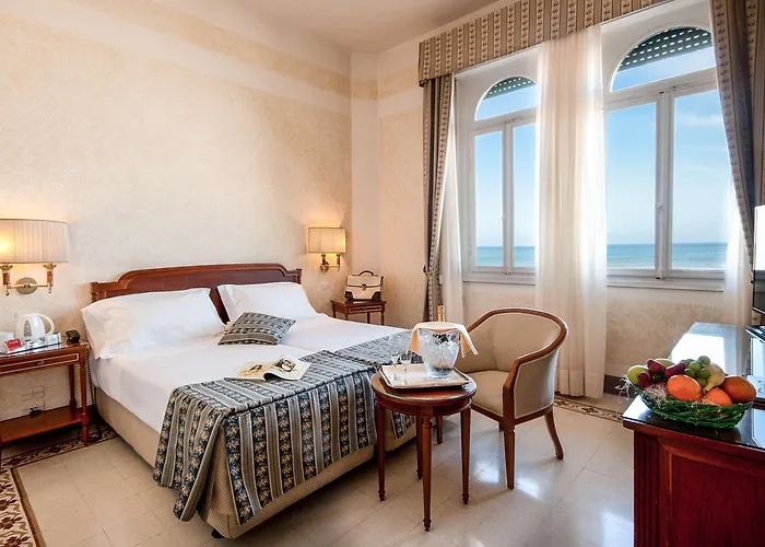 Grand Royal 4* 비아레지오