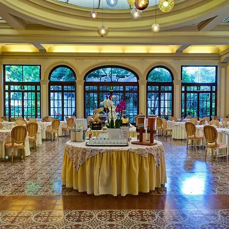 Grand Royal فياريجيو